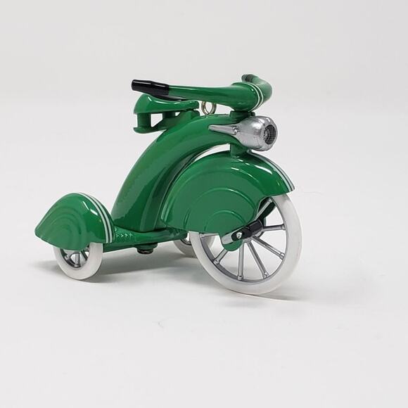 1997 Hallmark 1935 Steelcraft Streamline Velocipede Die-Cast Metal Ornament - Picture 4 of 7